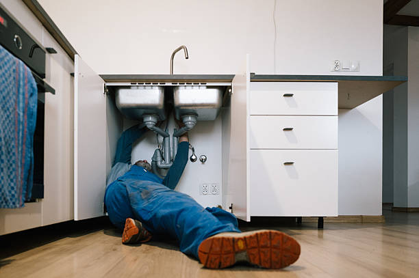 Professional Leak Detection technician working in Lincoln City, OR